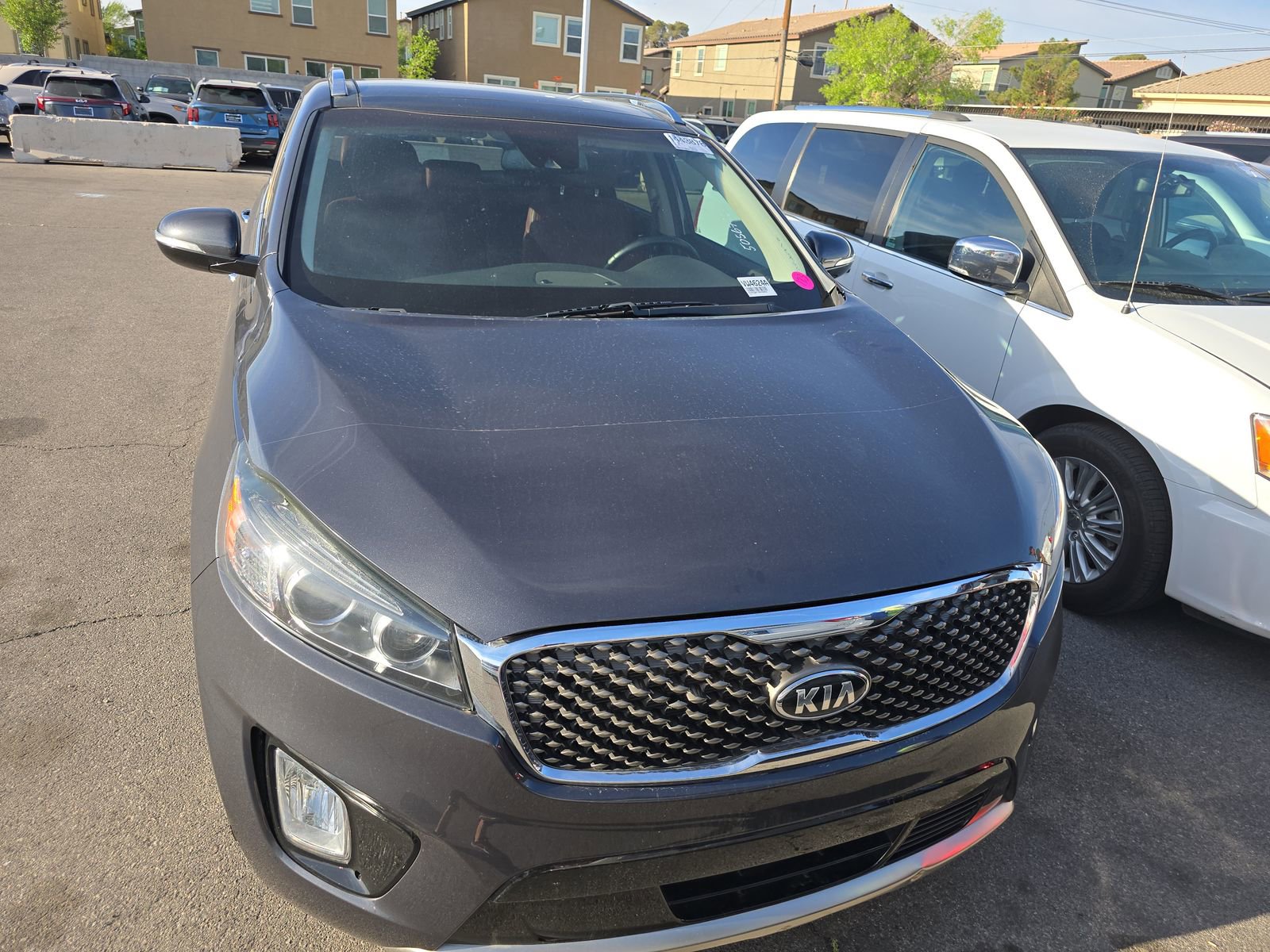 Used 2017 Kia Sorento SX image 2