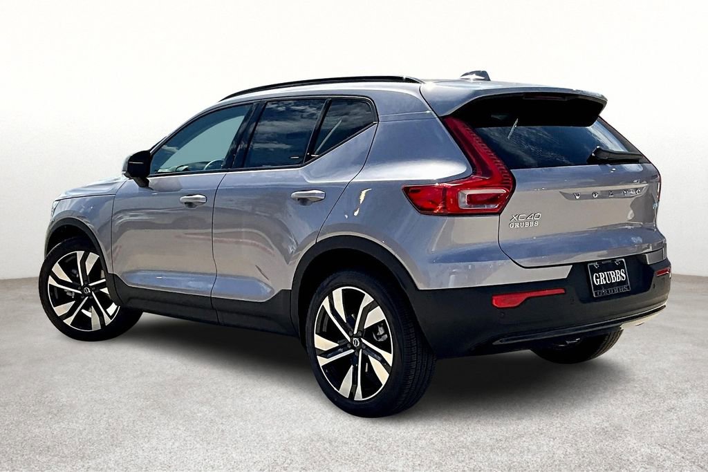 New 2026 Volvo XC40 B5 Ultra w/ Protection Package Premier image 6