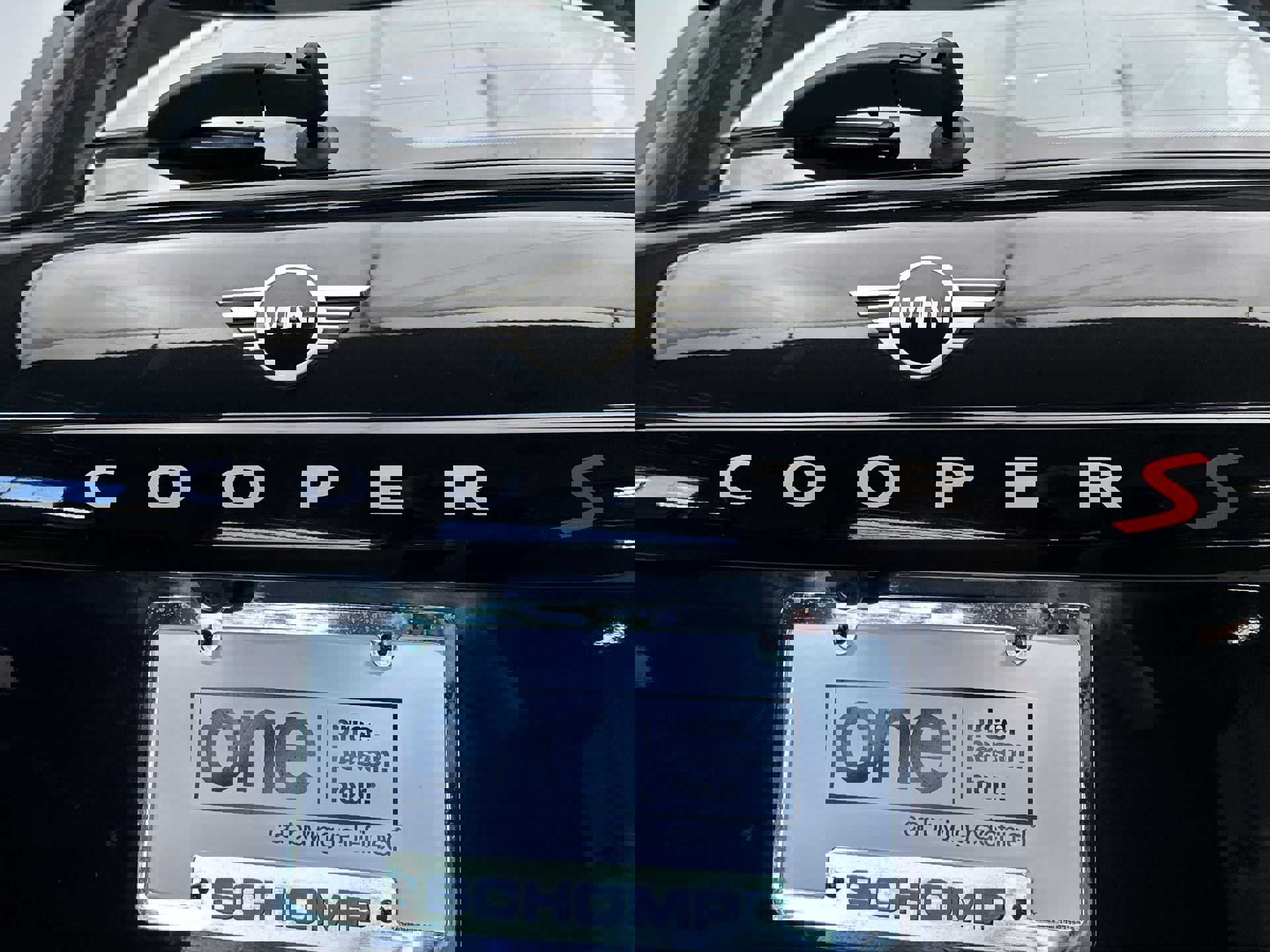 Certified 2025 MINI Cooper S image 23