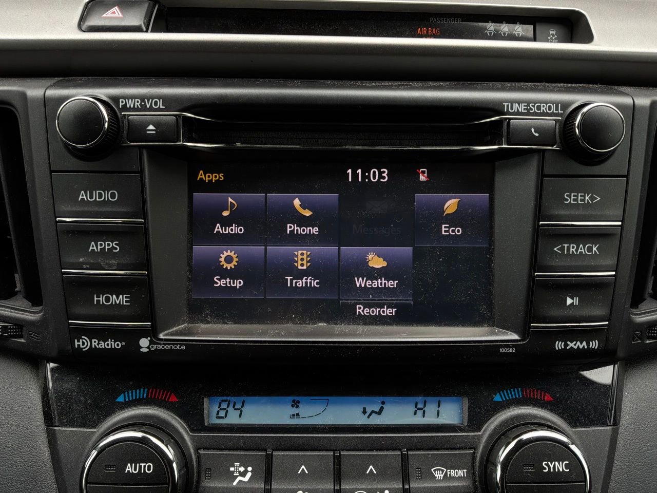 Used 2017 Toyota RAV4 XLE AWD/4WD image 27