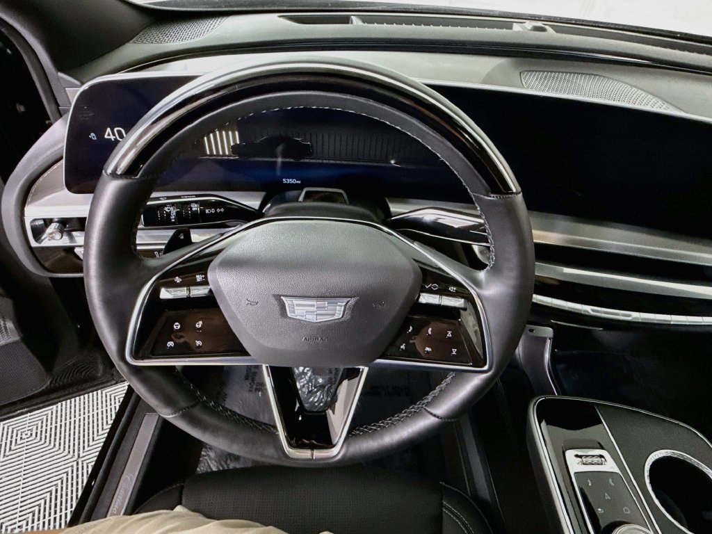Used 2024 Cadillac Lyriq Sport AWD/4WD image 22