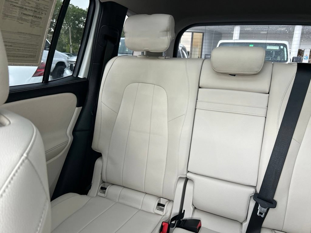 Used 2023 Mercedes-Benz GLB 250 image 12