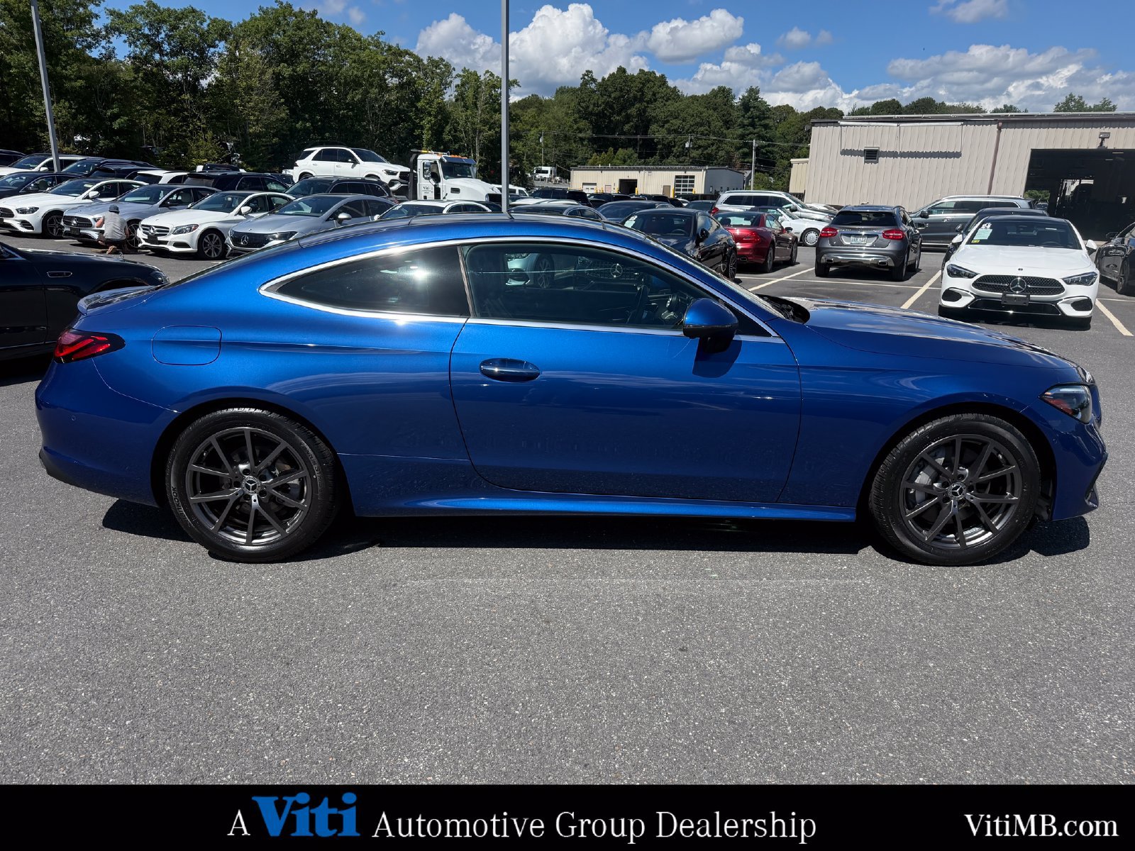 Used 2024 Mercedes-Benz CLE 300 4MATIC Coupe image 9