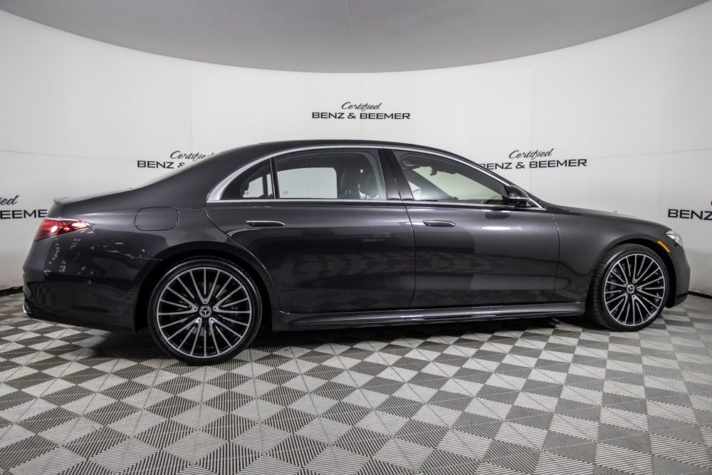 Used 2022 Mercedes-Benz S 580 4MATIC Sedan image 5