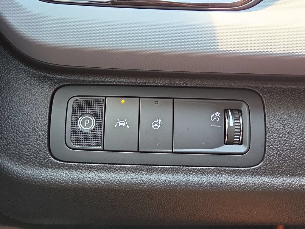 New 2027 Chevrolet Bolt LT w/ Comfort Package FWD image 9