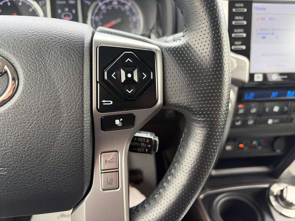 Used 2023 Toyota 4Runner Limited AWD/4WD image 28