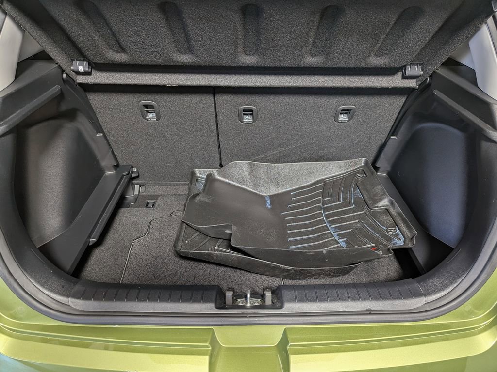 Used 2022 Hyundai Venue SEL w/ Cargo Package FWD image 33