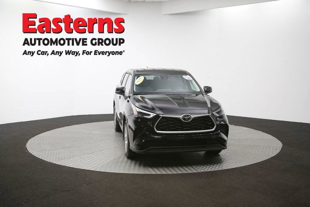 Used 2023 Toyota Highlander L image 51