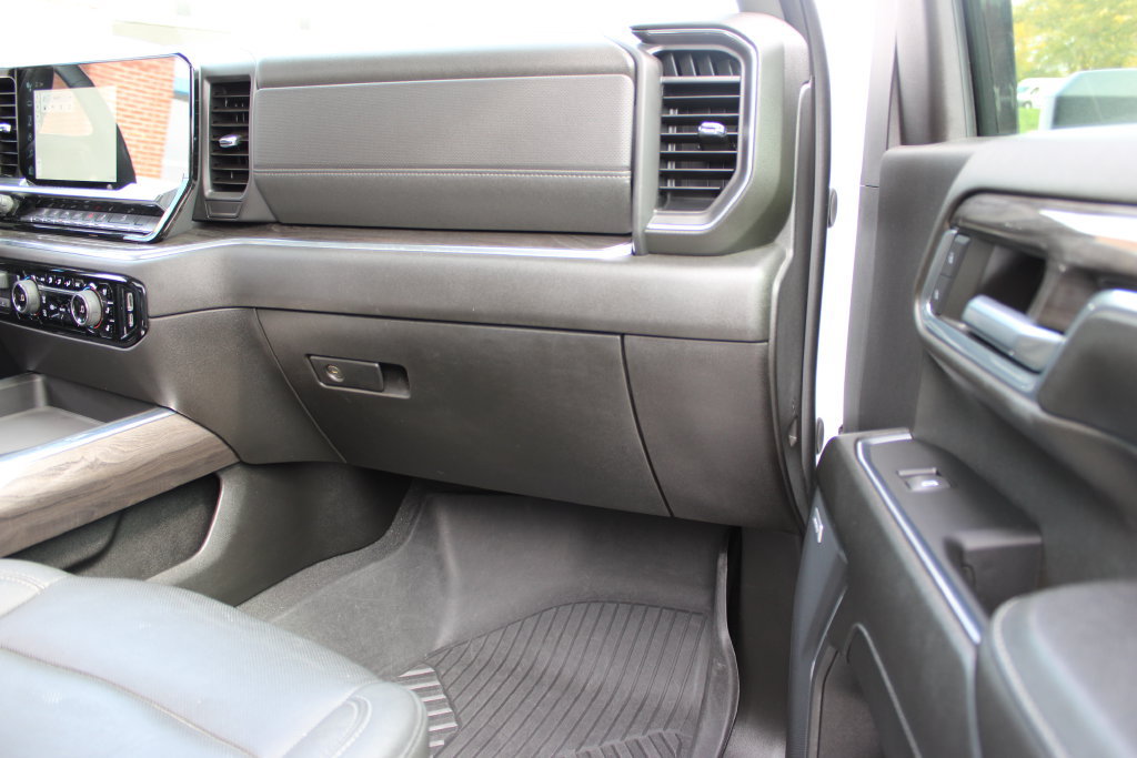 Certified 2024 Chevrolet Silverado 2500 LTZ w/ LTZ Plus Package AWD/4WD image 42