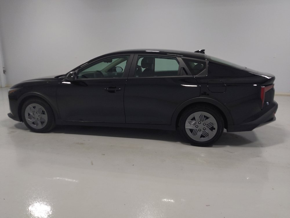 Used 2025 Kia K4 FWD image 3