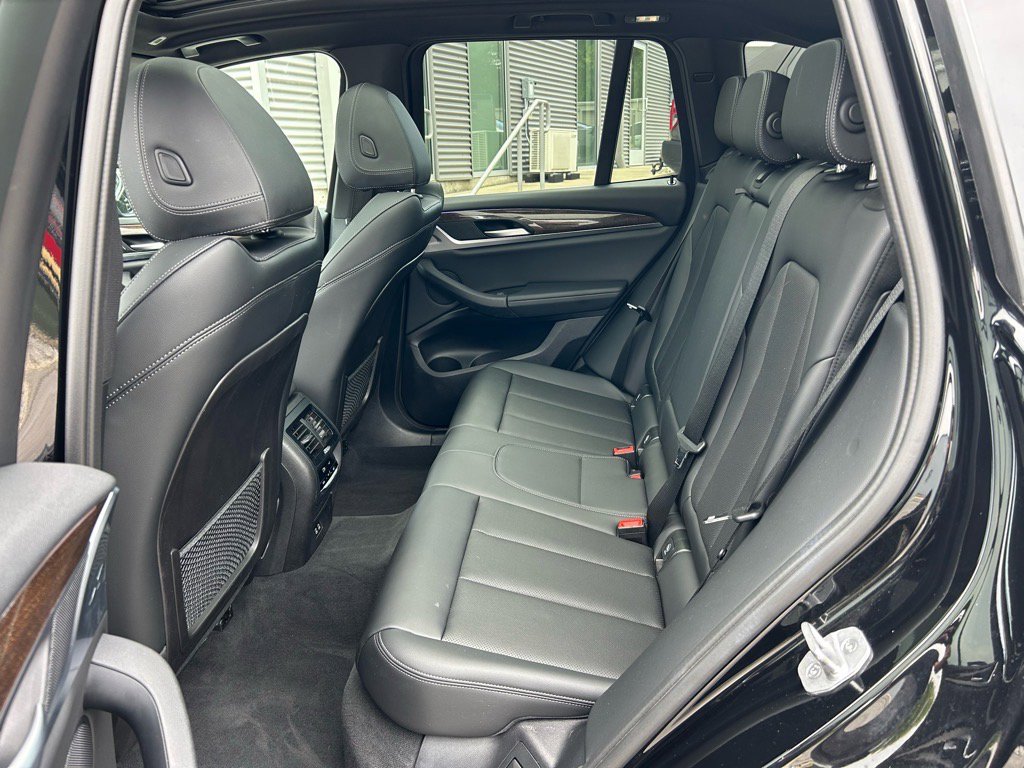 Used 2023 BMW X3 sDrive30i image 39