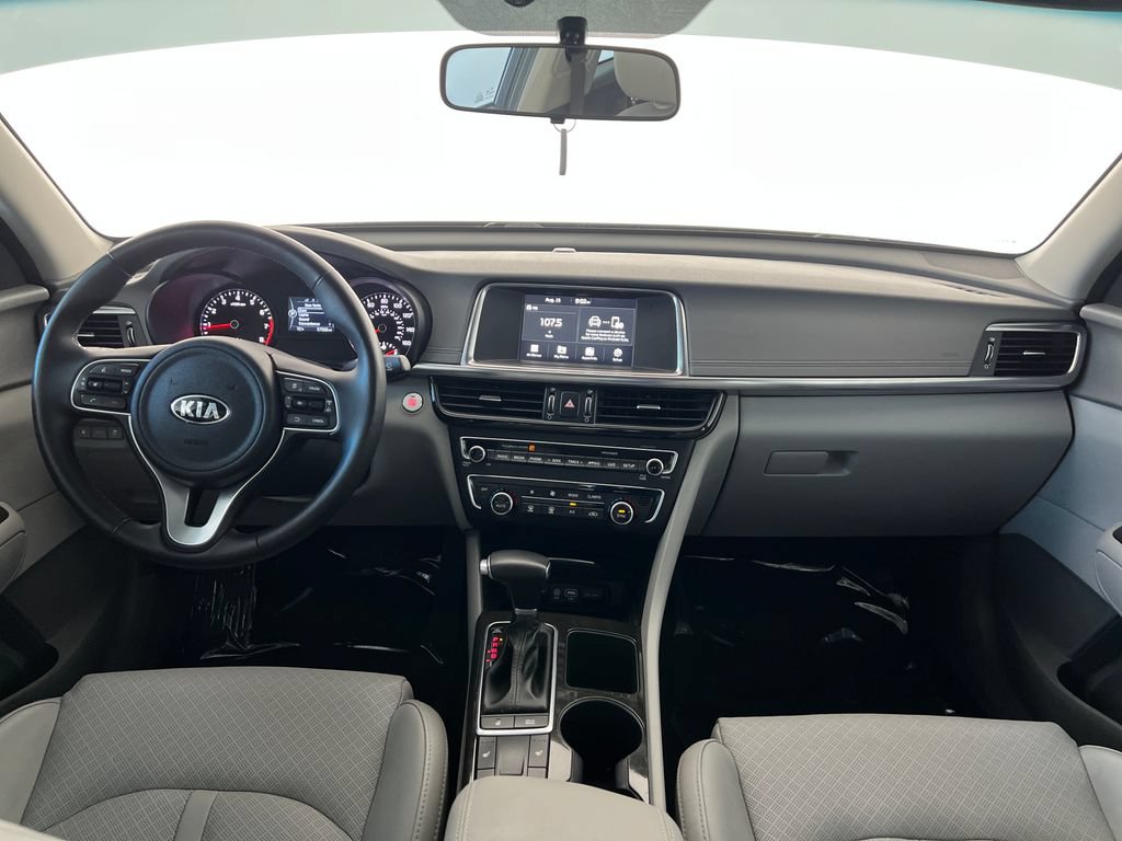 Used 2017 Kia Optima EX FWD image 15