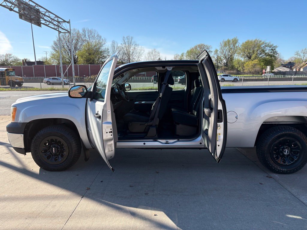 Used 2011 GMC Sierra 1500 W/T RWD image 6