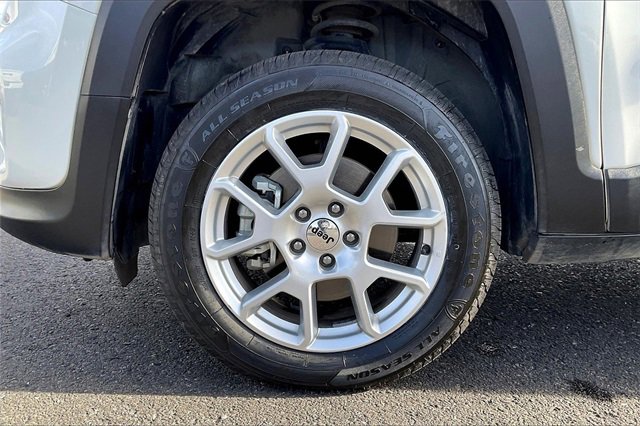 Used 2023 Jeep Renegade Latitude image 8