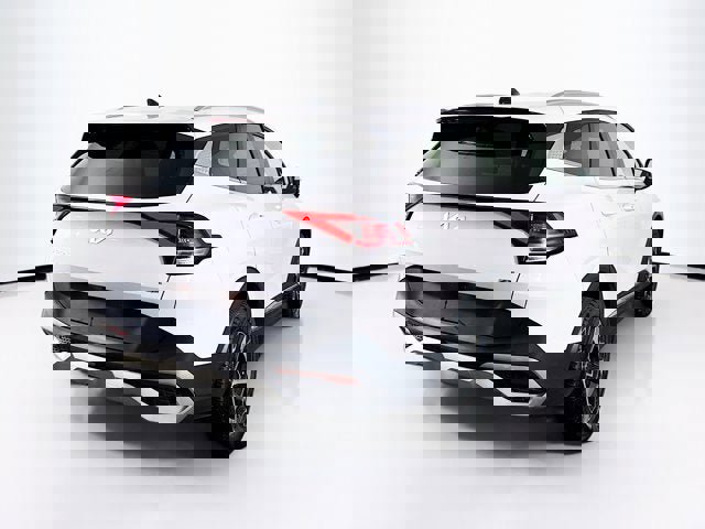 Certified 2023 Kia Sportage EX image 5