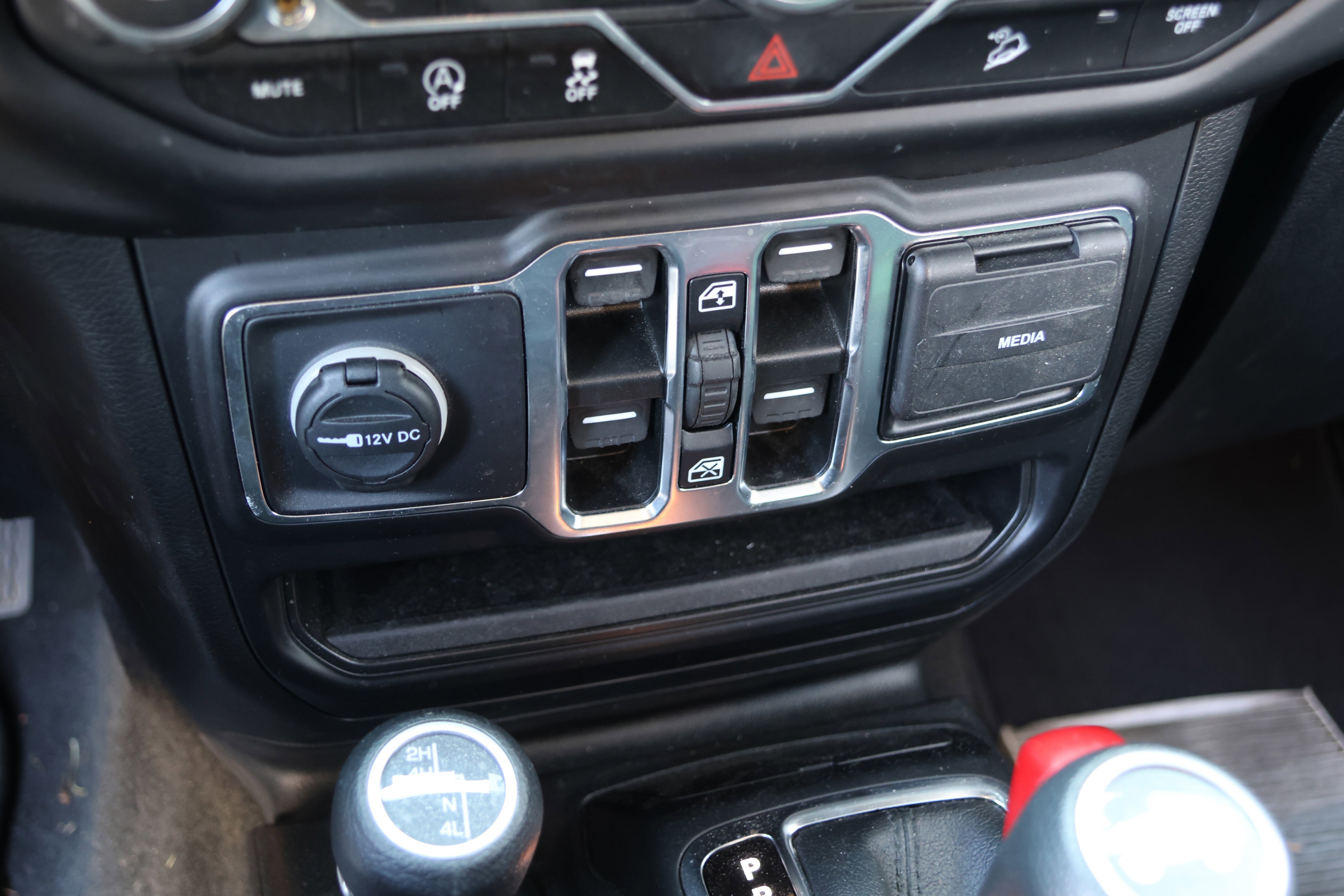 Used 2021 Jeep Wrangler Unlimited Sport image 26