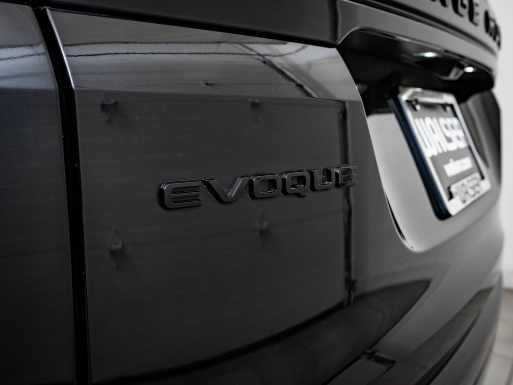 Used 2023 Land Rover Range Rover Evoque R-Dynamic SE image 19