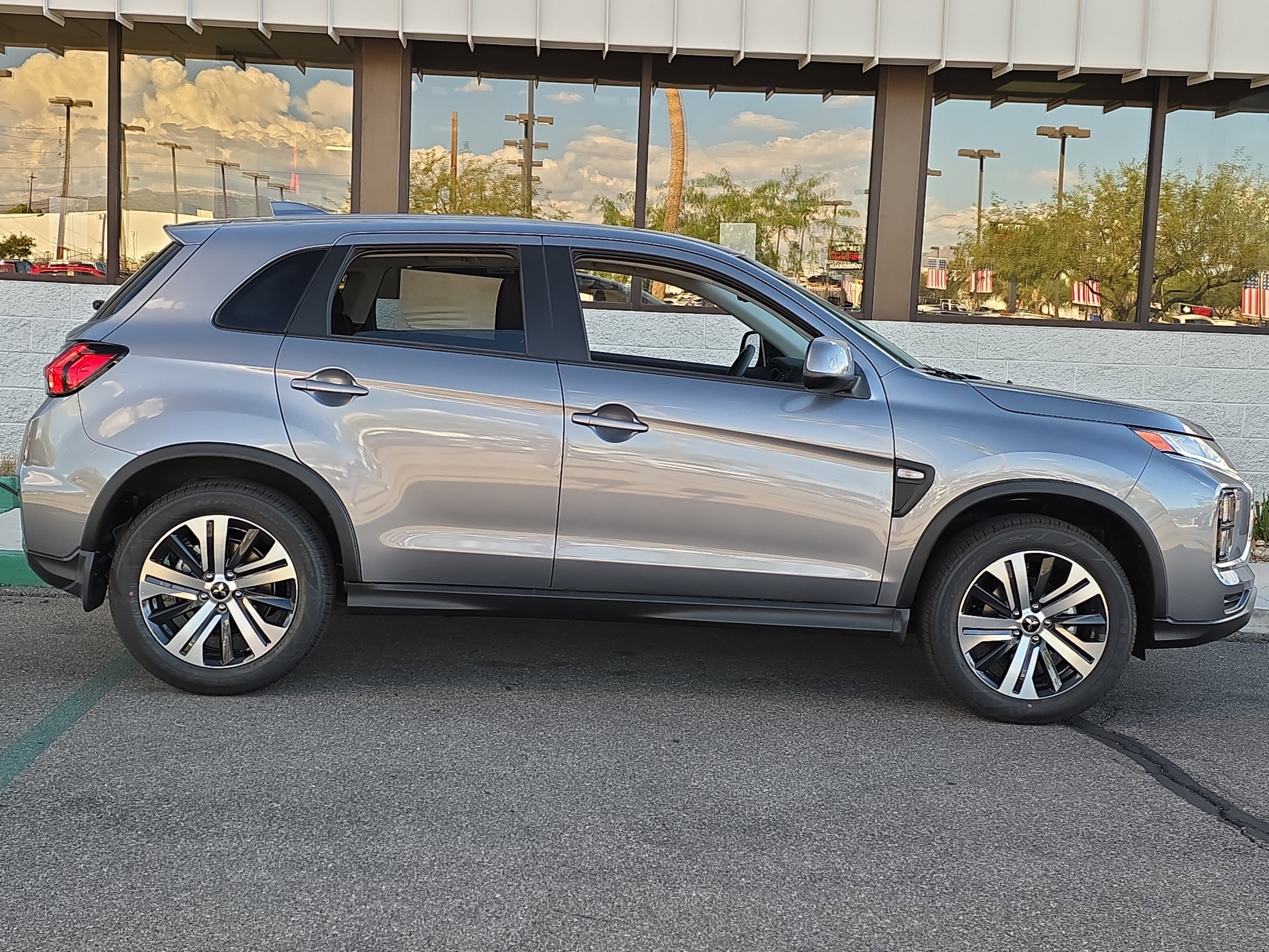 New 2025 Mitsubishi Outlander Sport ES image 5