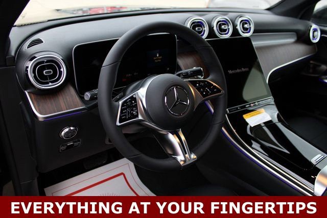 New 2025 Mercedes-Benz GLC 300 4MATIC image 11