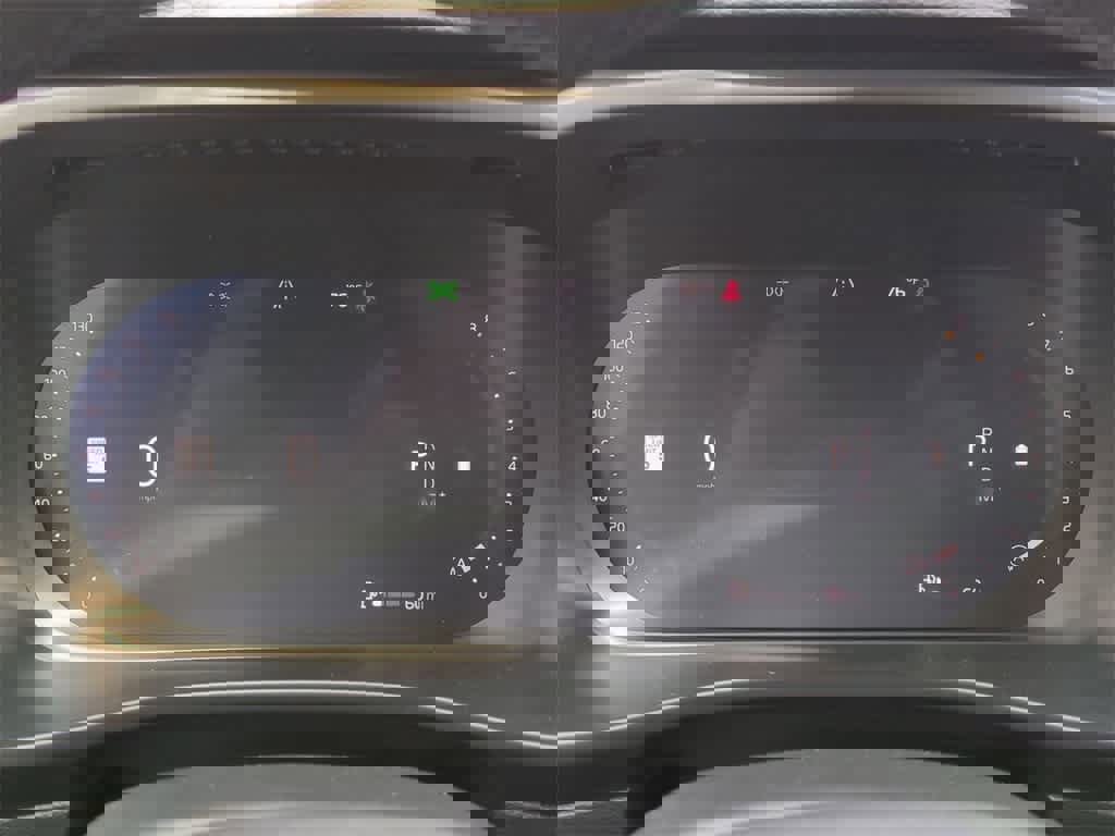 New 2026 Volvo XC40 B5 Core w/ Protection Package Premier image 31