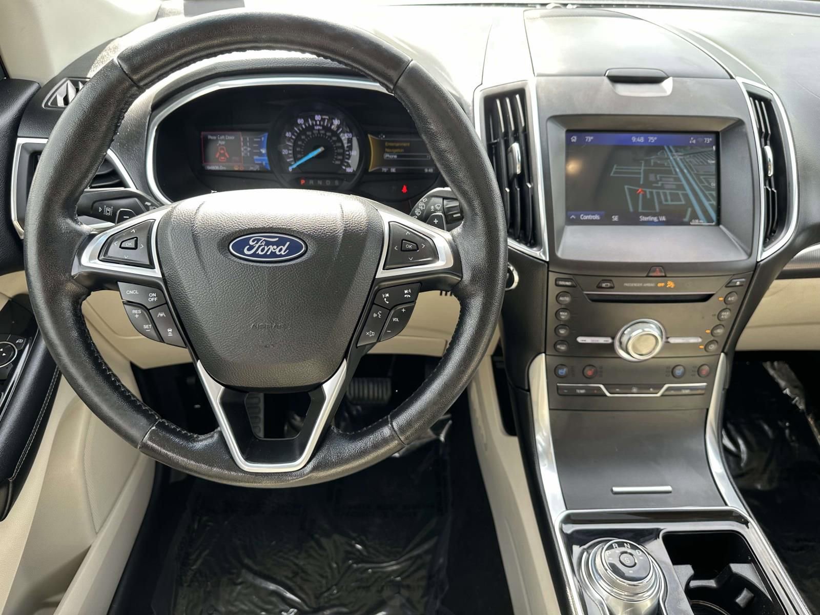 Used 2019 Ford Edge Titanium w/ Equipment Group 301A image 8