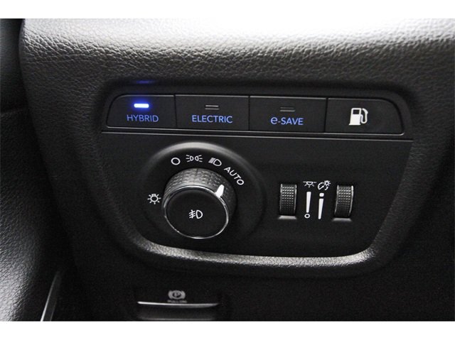 Used 2023 Jeep Grand Cherokee Trailhawk w/ Advanced Protech Group II image 20