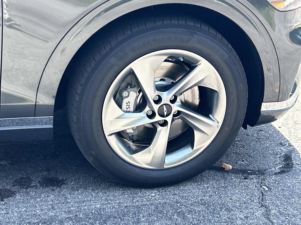 New 2027 Genesis GV70 2.5T AWD/4WD image 9