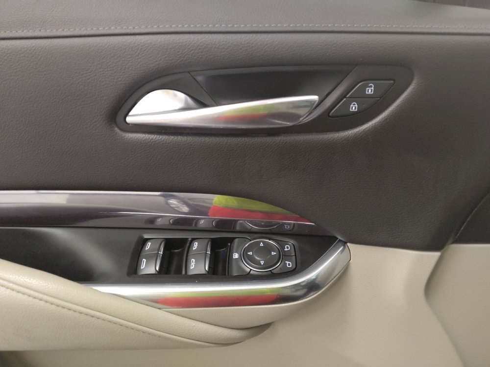 Used 2021 Cadillac XT4 Luxury w/ Driver Awareness Package FWD image 27