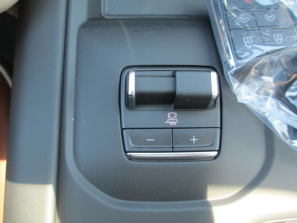 New 2026 GMC Sierra 2500 Denali Ultimate AWD/4WD image 21