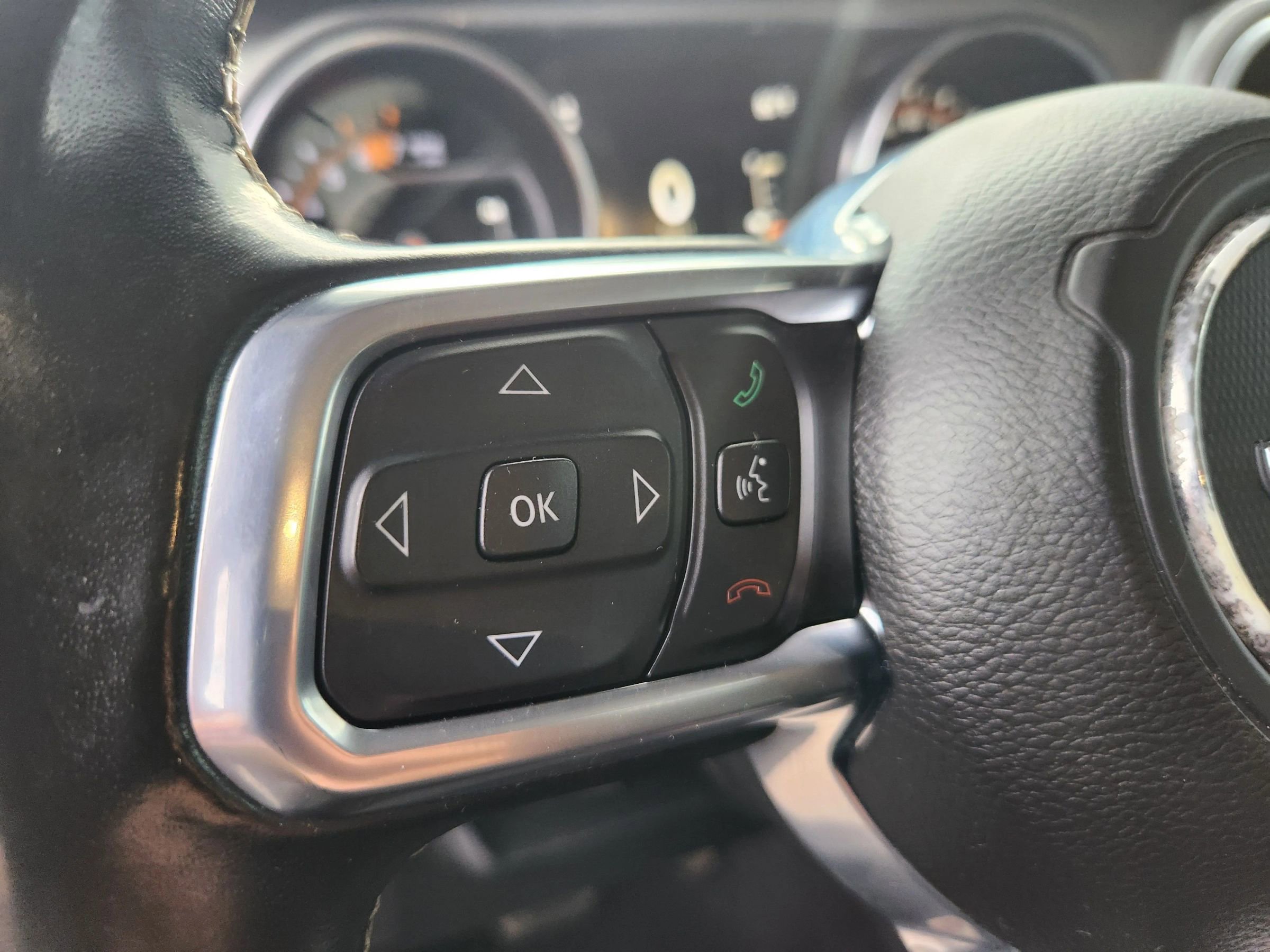 Used 2020 Jeep Wrangler Unlimited Sahara image 29