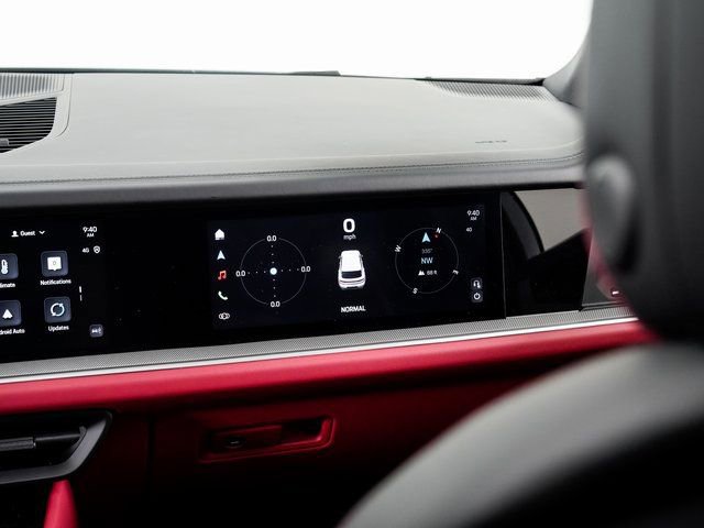Certified 2025 Porsche Cayenne image 21