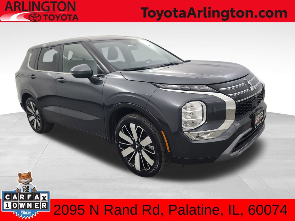 Used 2025 Mitsubishi Outlander SE