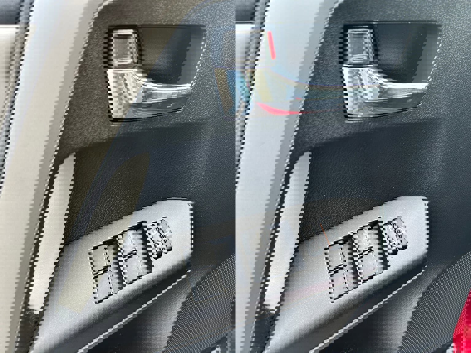 Used 2018 Toyota RAV4 XLE w/ Plus Extra Value Package image 11