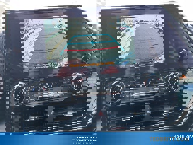 Used 2024 Toyota Highlander XLE image 32