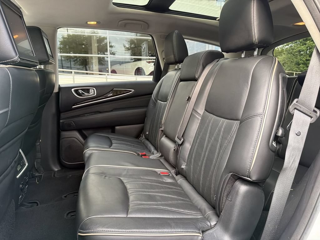 Used 2017 INFINITI QX60 Luxe w/ Deluxe Technology Package AWD/4WD image 23