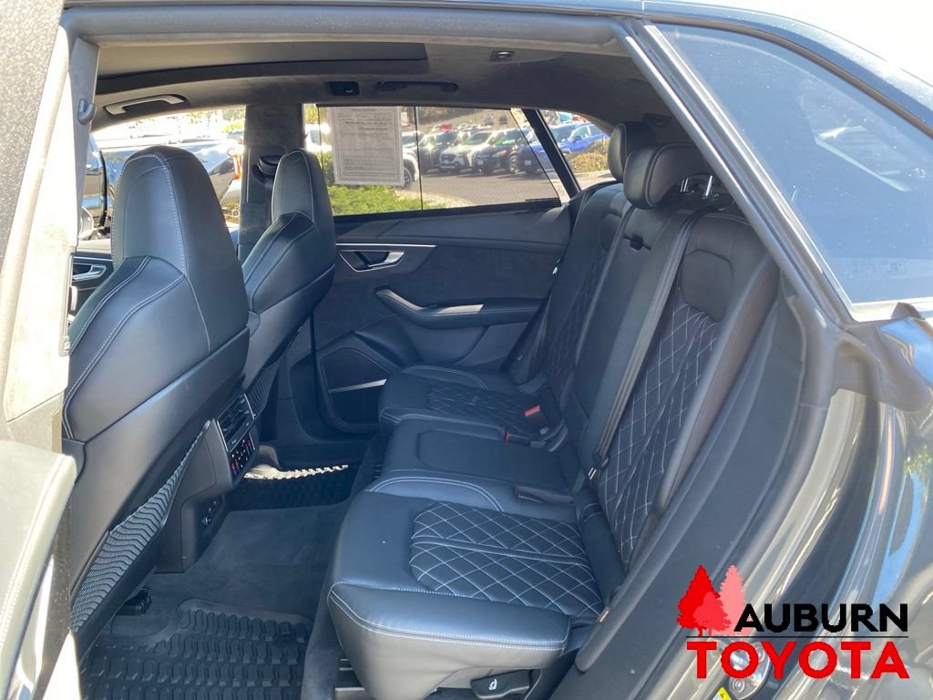 Used 2022 Audi SQ8 Prestige w/ Prestige Package AWD/4WD image 25