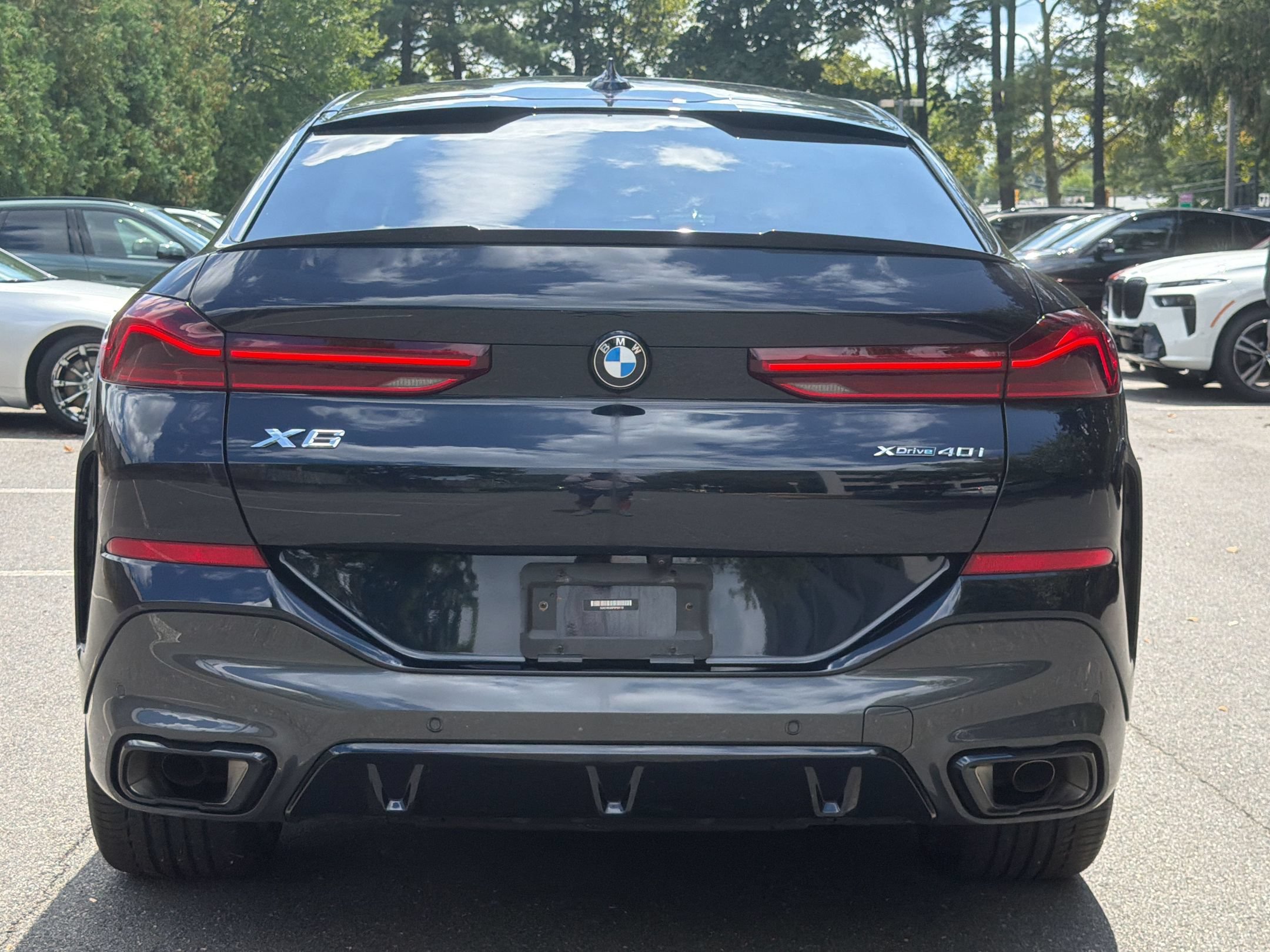 Used 2023 BMW X6 xDrive40i w/ Executive Package AWD/4WD image 10