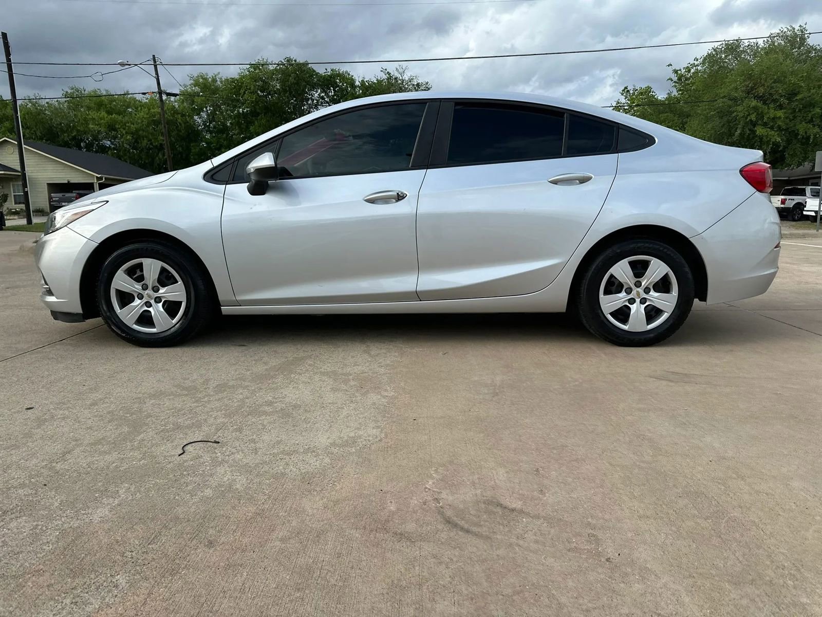 Used 2018 Chevrolet Cruze LS FWD image 8