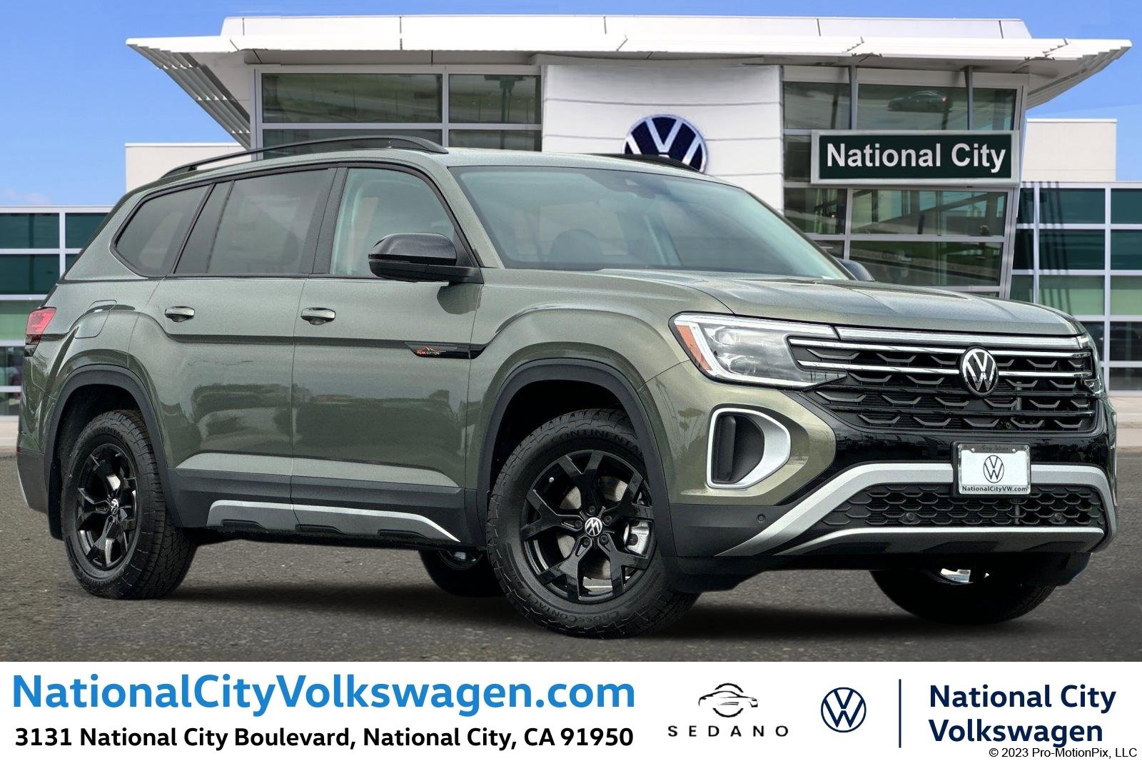 New 2025 Volkswagen Atlas Peak Edition SE image 1