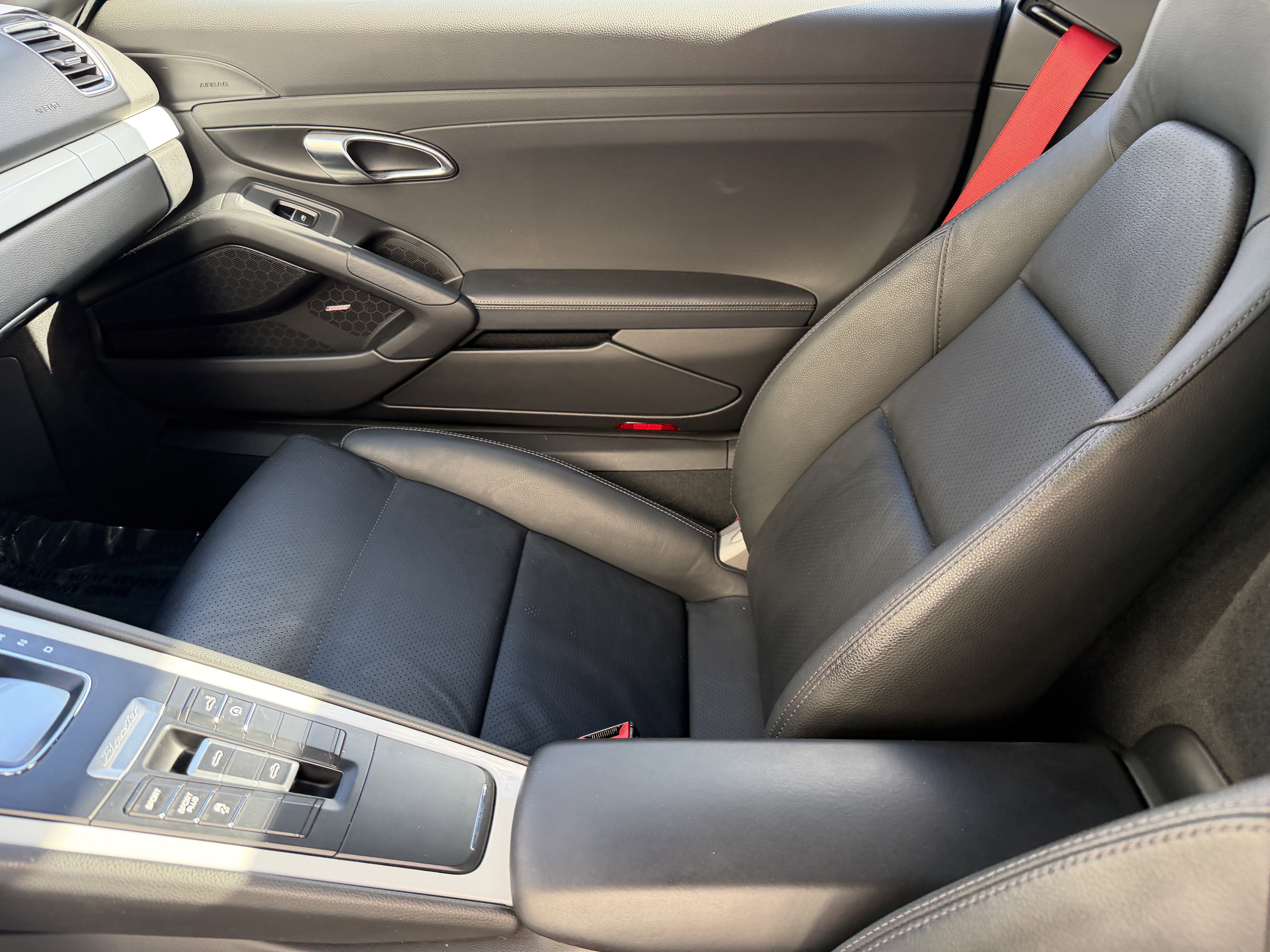 Certified 2015 Porsche Boxster S image 16