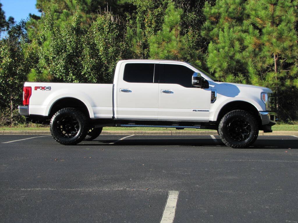 Used 2019 Ford F250 Lariat w/ Lariat Ultimate Package AWD/4WD image 4