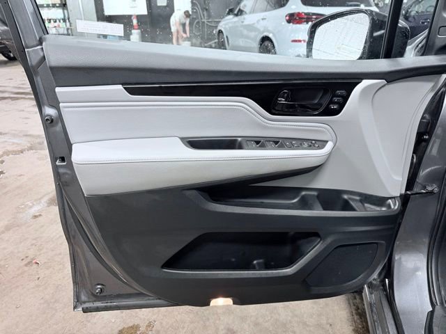 Used 2024 Honda Odyssey Elite image 15