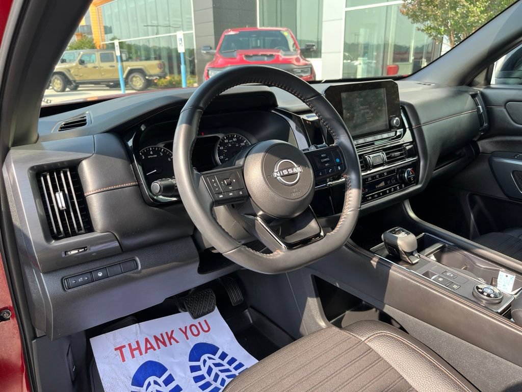Used 2024 Nissan Pathfinder Rock Creek AWD/4WD image 7