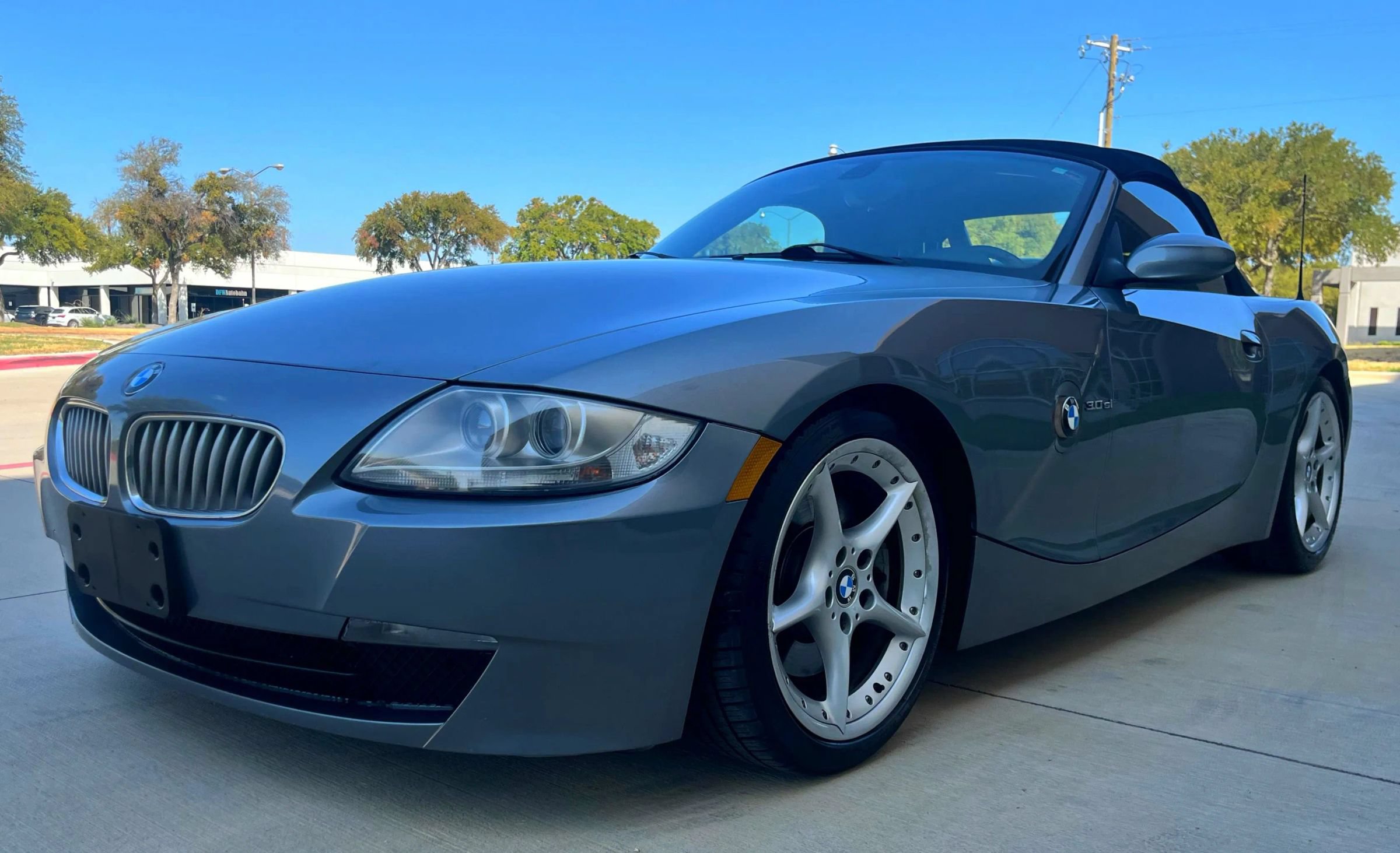 Used 2008 BMW Z4 3.0si RWD image 4