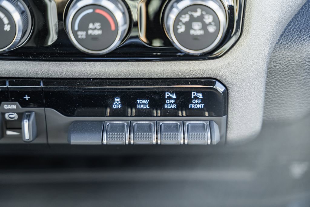 New 2026 RAM 2500 Tradesman w/ Chrome Appearance Group image 24