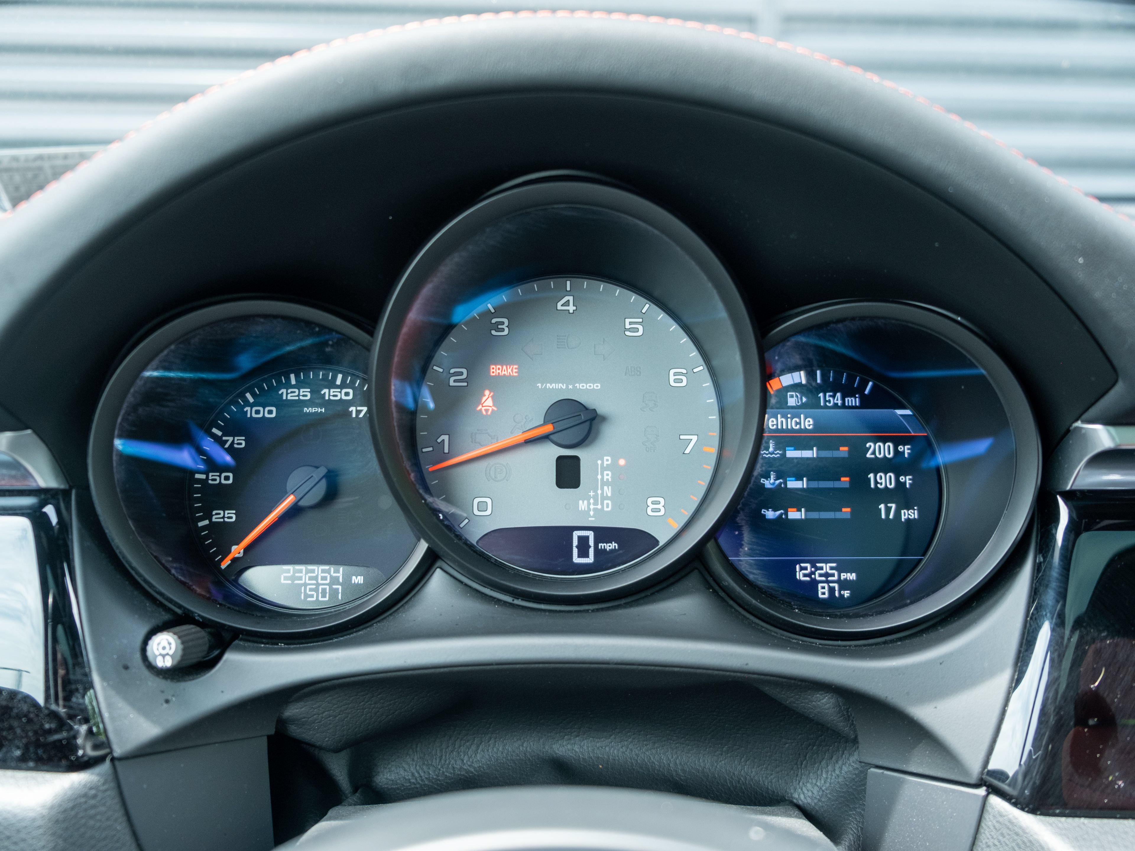 Certified 2021 Porsche Macan S AWD/4WD image 27