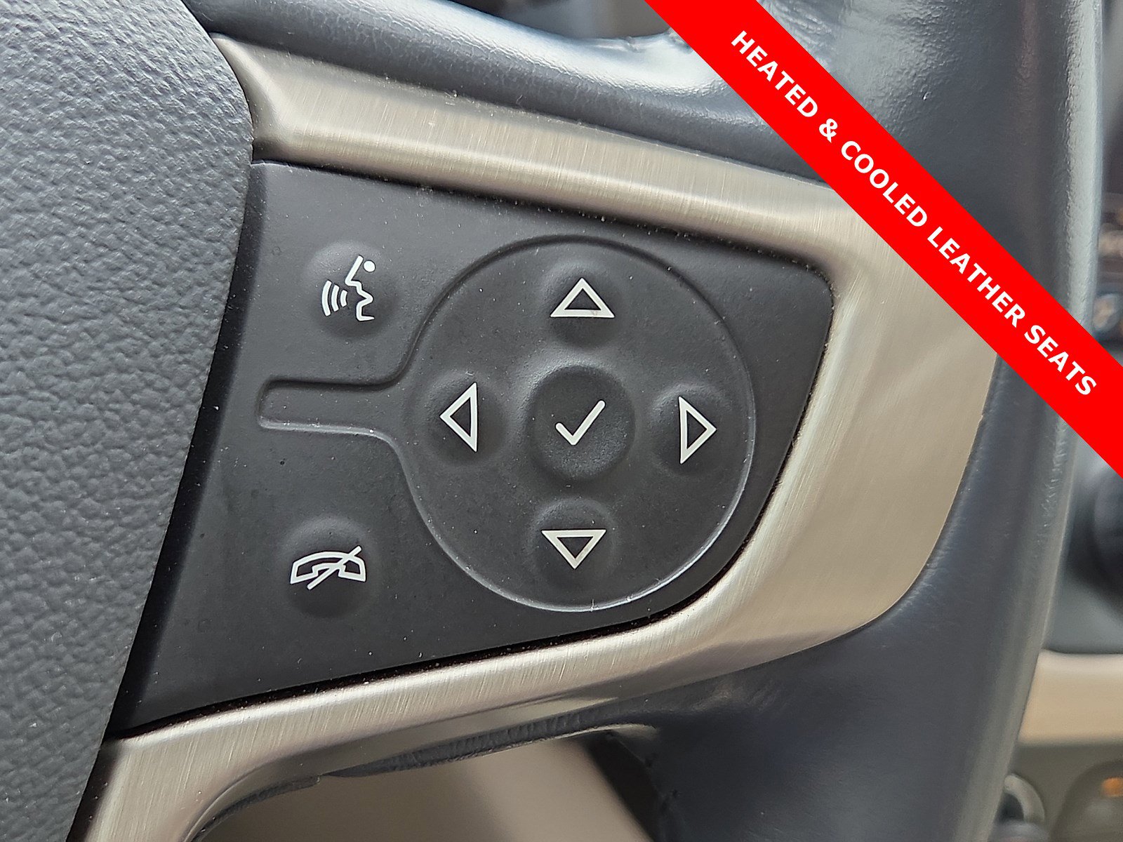 Used 2020 GMC Acadia Denali w/ Trailering Package image 22