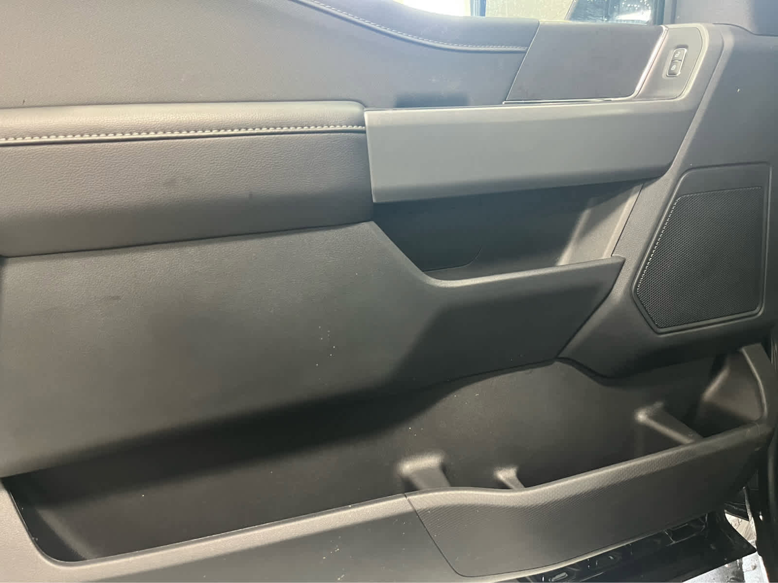 New 2026 Ford F150 XLT w/ Equipment Group 302A MID image 19