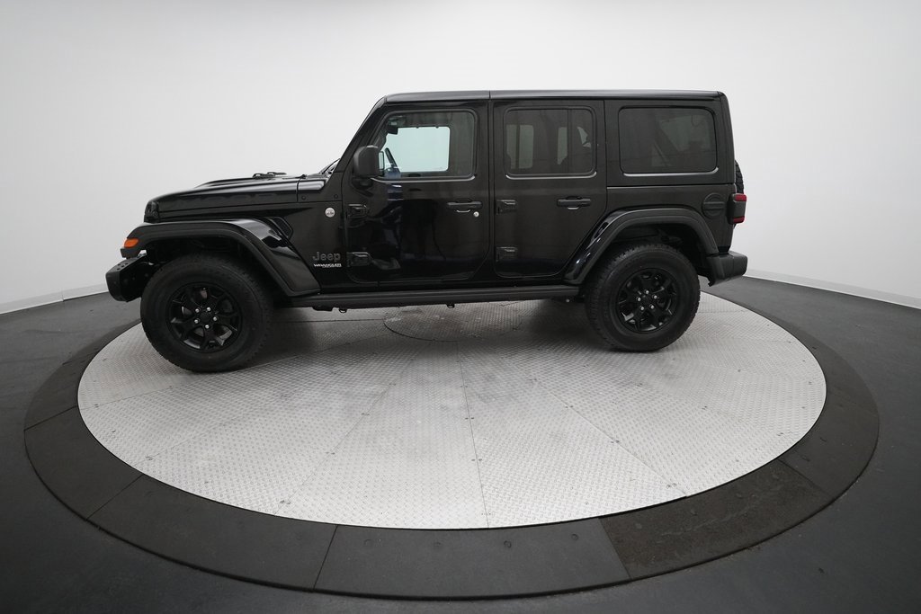 Used 2019 Jeep Wrangler Unlimited Sahara w/ Quick Order Package 24M Moab image 23