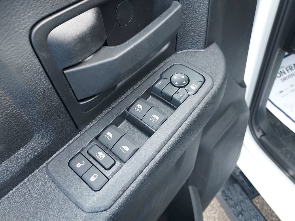 New 2027 RAM 3500 Tradesman AWD/4WD image 11